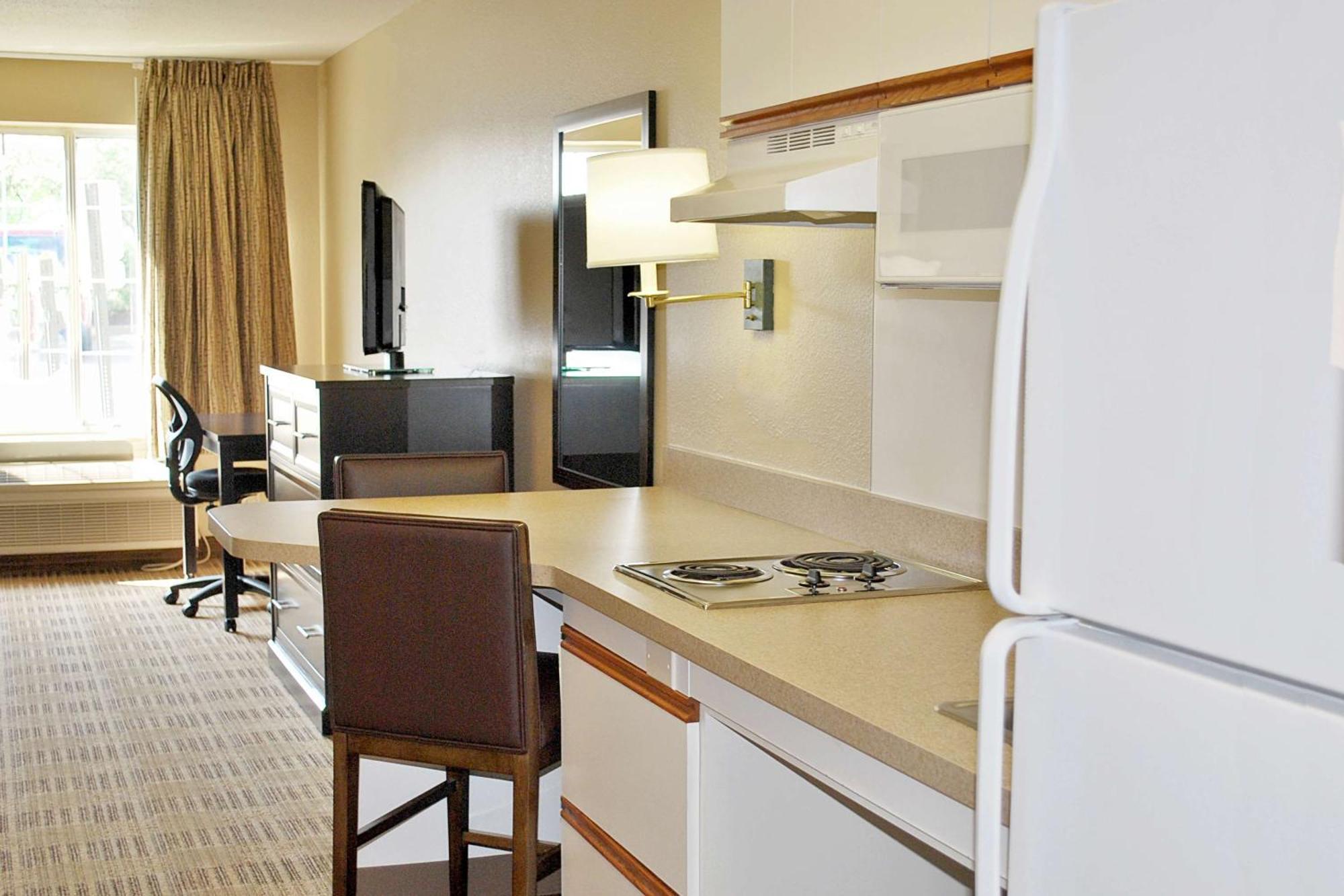 Extended Stay America Suites - Atlanta - Marietta - Powers Ferry Rd Sandy Springs Exterior foto